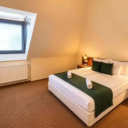Viktoria Hotel