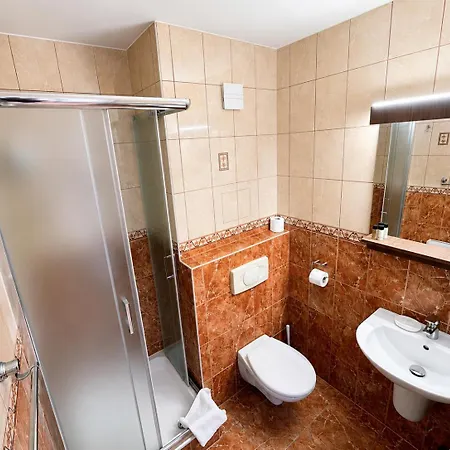 Viktoria Hotel