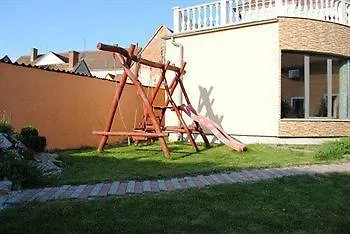 维多利亚酒店 Sárvár